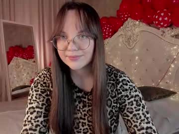 Joannamartin Chaturbate stream image from February 14, 2025