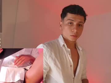 Nathangreyx Chaturbate stream image from February 14, 2025
