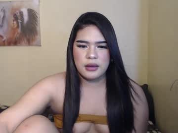 Saucey_Rhed Chaturbate stream image from February 14, 2025