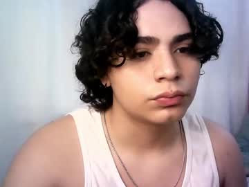 Tomi_Slick Chaturbate stream image from February 14, 2025