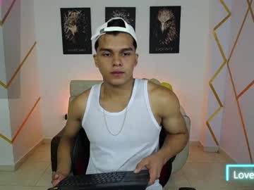 Dwayne_Brown Chaturbate stream image from February 14, 2025