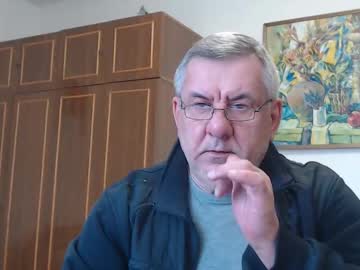 Machomale3 Chaturbate stream image from February 14, 2025