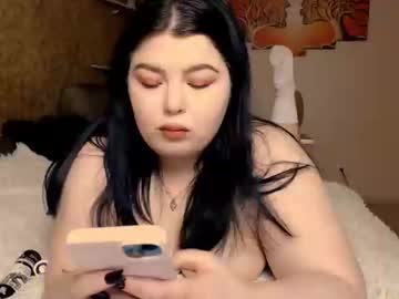 Madisonmongomery Chaturbate stream image from February 14, 2025