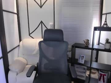 Anastasiaroxie Chaturbate stream image from February 14, 2025