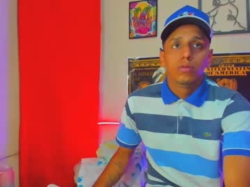 Blazehoot Chaturbate stream image from February 14, 2025