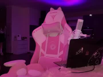 Chillgoddess Chaturbate stream image from February 14, 2025