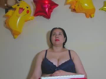 Laureen777 Chaturbate stream image from February 14, 2025