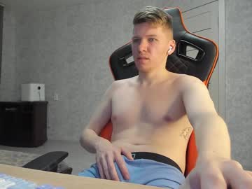 Pirremeow Chaturbate stream image from February 14, 2025