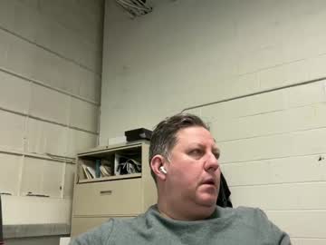 Treborinthesky Chaturbate stream image from February 14, 2025