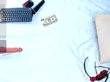 Cintiavega Chaturbate stream image from February 14, 2025