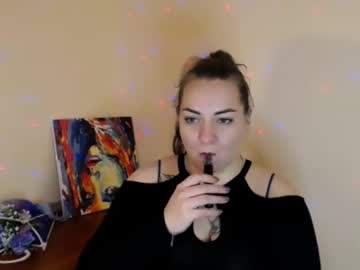Evelineli Chaturbate stream image from February 14, 2025