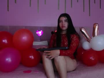 Halleylion Chaturbate stream image from February 14, 2025