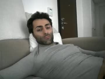 Kikkus01 Chaturbate stream image from February 14, 2025