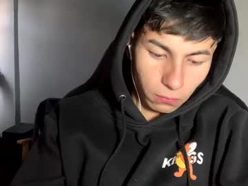 Moons247 Chaturbate stream image from February 14, 2025
