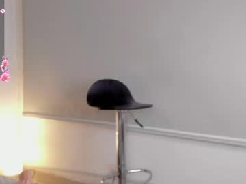 Cylie_Lee Chaturbate stream image from February 14, 2025