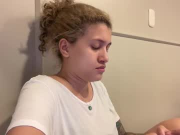 Juviablondie Chaturbate stream image from February 14, 2025