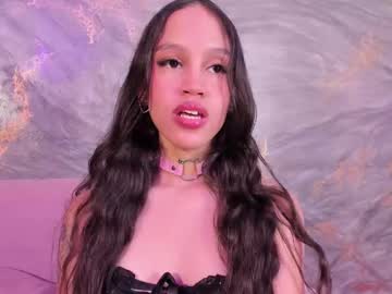 Lisawhisper Chaturbate stream image from February 14, 2025