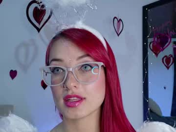 Luccycollins_ Chaturbate stream image from February 14, 2025