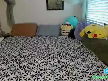 Cloveritallll Chaturbate stream image from February 14, 2025