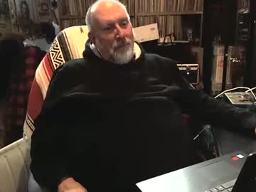 Sexyolbear Chaturbate stream image from February 14, 2025