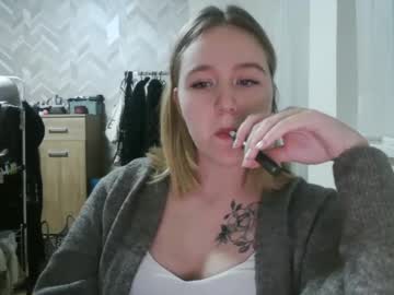Mollywinters_ Chaturbate stream image from February 14, 2025