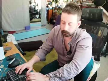 Mr_Foxxy Chaturbate stream image from February 14, 2025