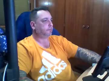 Thekier Chaturbate stream image from February 14, 2025