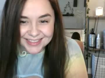 Tiarenee444 Chaturbate stream image from February 14, 2025