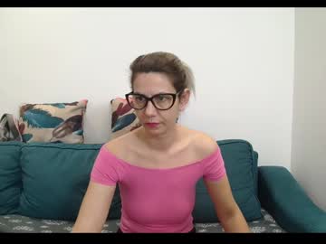Violafoxy Chaturbate stream image from February 14, 2025