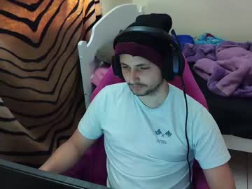 Baxxline Chaturbate stream image from February 14, 2025