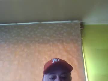 Crmperez Chaturbate stream image from February 14, 2025