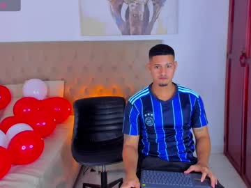 Lewishamiltom Chaturbate stream image from February 14, 2025