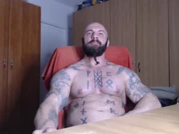 Strongivan Chaturbate stream image from February 14, 2025