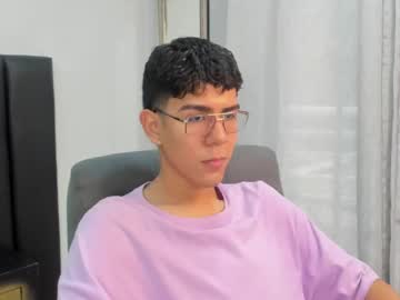 Eon_Skydreams Chaturbate stream image from February 14, 2025