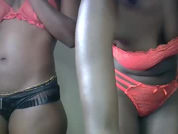 Itsqueen_Black Chaturbate stream image from February 14, 2025