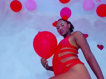 Mailyn_Er Chaturbate stream image from February 14, 2025