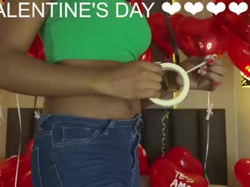 Nahomicampbell_ Chaturbate stream image from February 14, 2025