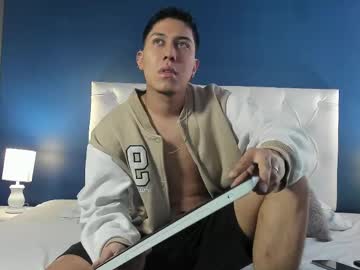 Alessandromorgan Chaturbate stream image from February 14, 2025