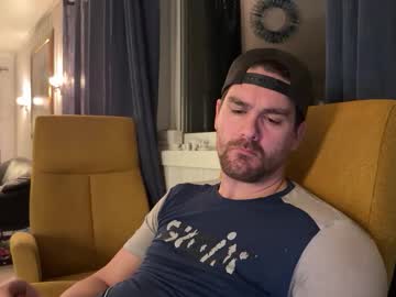 Luckylong84 Chaturbate stream image from February 14, 2025