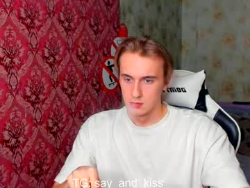 Say_And_Kiss Chaturbate stream image from February 14, 2025