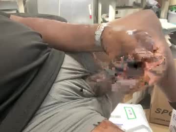 Str8blkjaxfl Chaturbate stream image from February 14, 2025