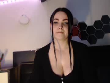 Annebellee69 Chaturbate stream image from February 14, 2025