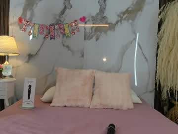 Belacampbell Chaturbate stream image from February 14, 2025