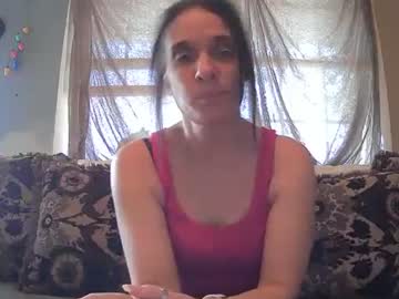 Carleyquinn42183 Chaturbate stream image from February 14, 2025
