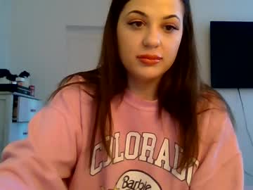 Cherrybanana444 Chaturbate stream image from February 14, 2025