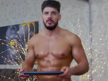 Dustinkeent Chaturbate stream image from February 14, 2025