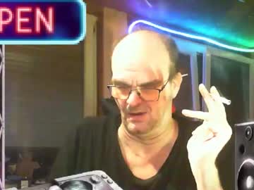 R_2d2_ Chaturbate stream image from February 14, 2025