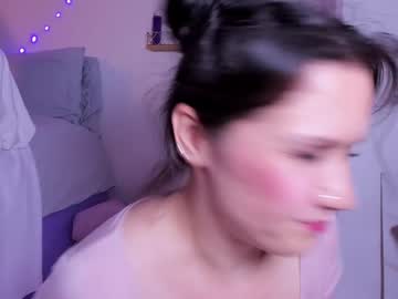Viktoriakiss Chaturbate stream image from February 14, 2025