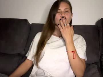 Carlotta4you Chaturbate stream image from February 14, 2025