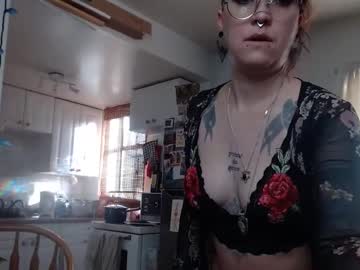 Ursinae Chaturbate stream image from February 14, 2025